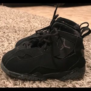 Jordan black 5c